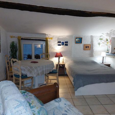 "Le Charme Provencal" - Studio 4 Couchages Classe 2 Etoiles - Axelle Loc'Appart ลอร์เกส ภายนอก รูปภาพ